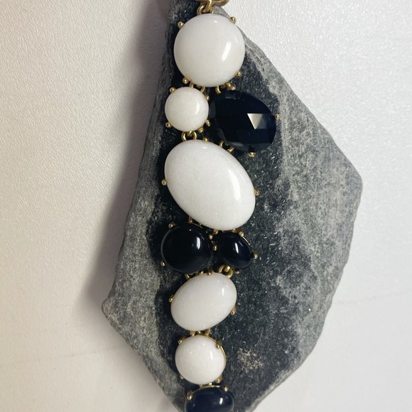 Carolee Lux Black & White Oval Cabochon Stone Bracelet - Picture 2 of 4